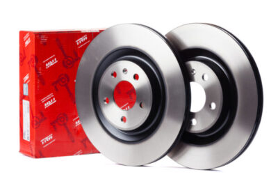 Kit Discos y Pastillas Chevrolet Cruze 1.4 T • Delanteros 3 DISCOS TRW